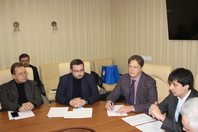 Мінекономіки та ФДМУ домовились співпрацювати з профспілками у процесі приватизації