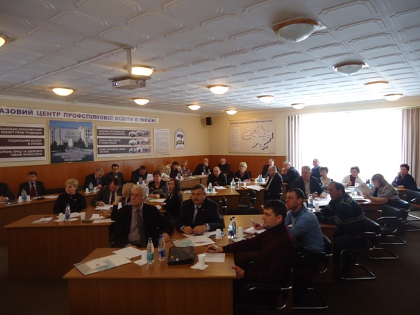 «Укрелектропрофспілка» почала впроваджувати системне навчання для голів первинних профспілкових організацій 