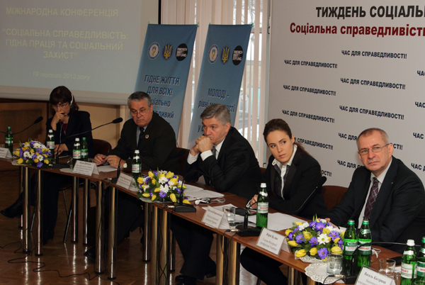 СОЦІАЛЬНА СПРАВЕДЛИВІСТЬ: ГІДНА ПРАЦЯ ТА СОЦІАЛЬНИЙ ЗАХИСТ