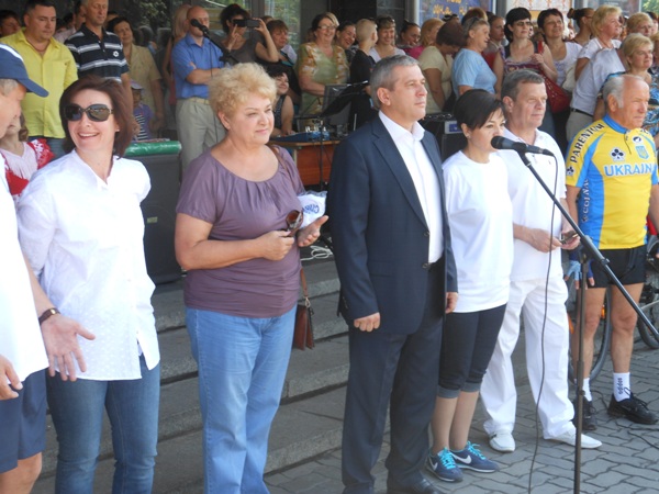 iuuu 040