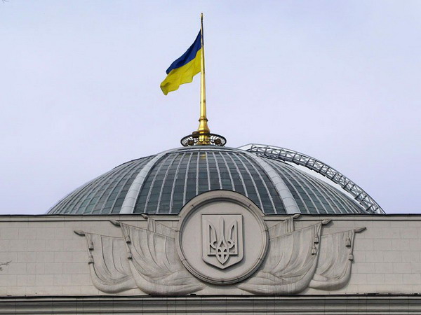 ПРОФСПІЛКИ ПРОПОНУЮТЬ ЧАСТИНУ КОШТІВ ВІД ВИКОРИСТАННЯ НАДР ДЕРЖАВИ НАПРАВЛЯТИ НА ПІДТРИМКУ АМАТОРСЬКОГО, ДИТЯЧОГО ТА ЮНАЦЬКОГО СПОРТУ !