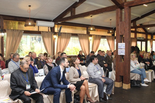 В1