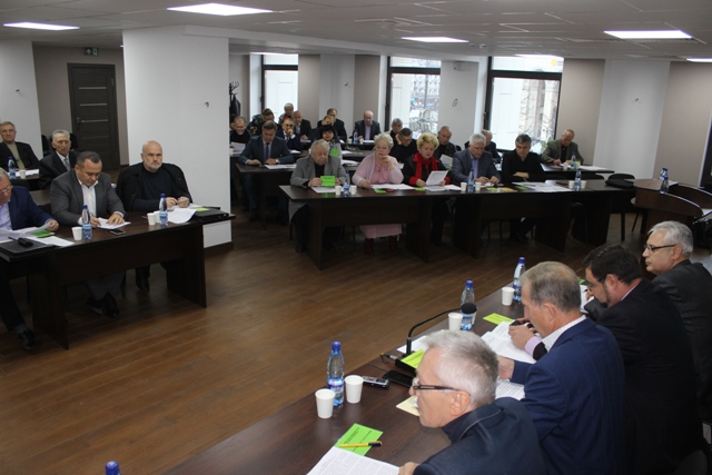 ПРОФСПІЛКИ СПОВНЕНІ РІШУЧОСТІ ВІДСТОЮВАТИ ТРУДОВІ ПРАВА 