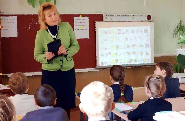 uchen teacher