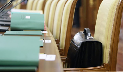 Від сьогодні державні службовці можуть працювати дистанційно 