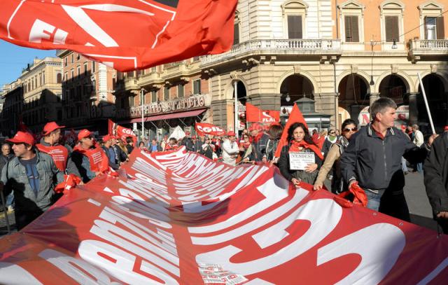 demonstration trade unions rome date october event manifestation major italian union cgil against government s labor 46012229