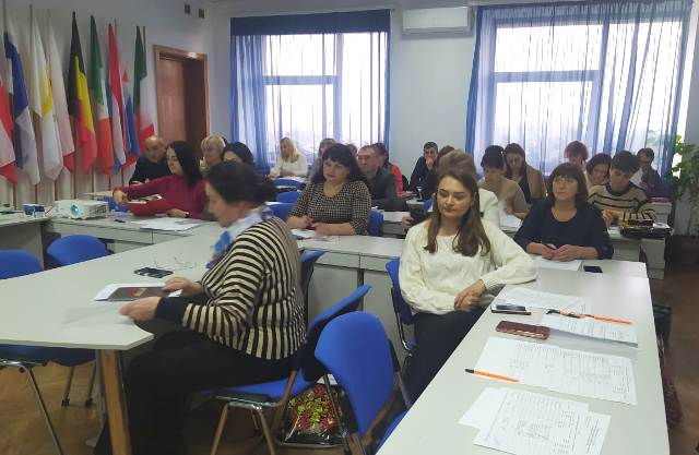 ПРИКАРПАТТЯ: ПРОФСПІЛКОВИЙ АКТИВ ОСВОЮЄ НОВІ ЗНАННЯ