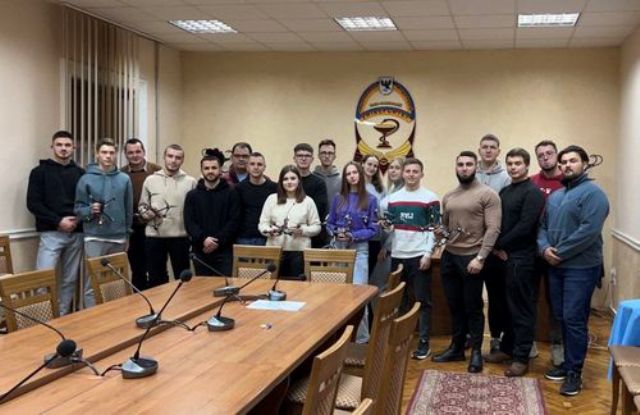 дрони на передову відмолодіжної профспілки