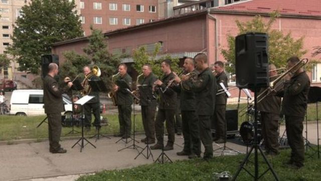 музика для поранених бійців