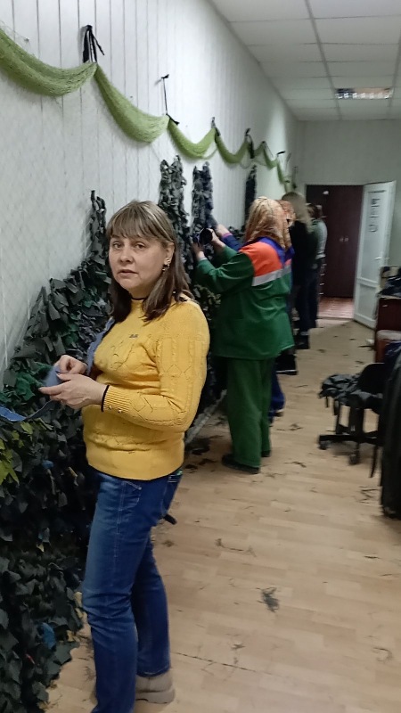 КП Міськтепловоденергія виготовляють маскувальні сітки