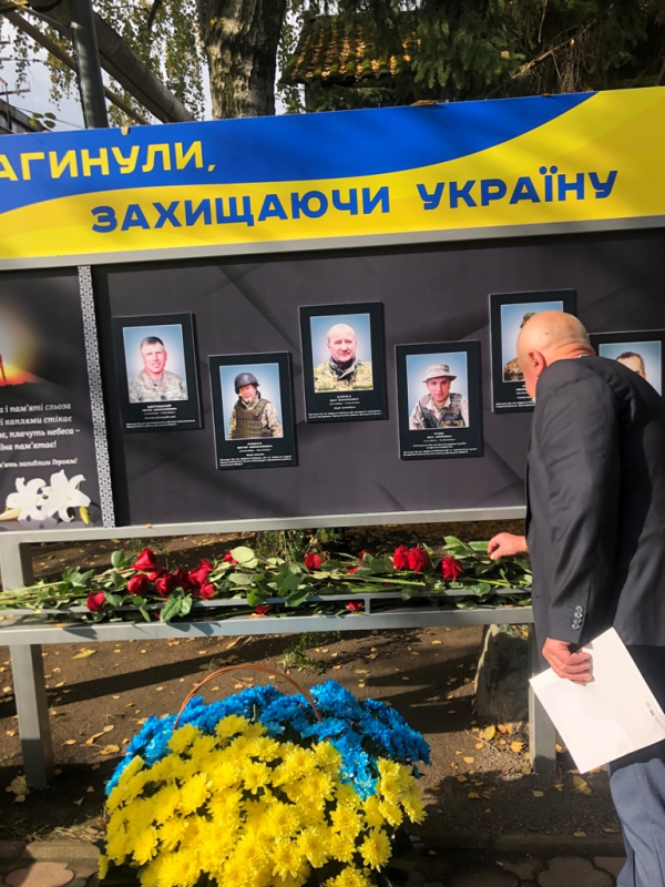 вшанування загиблих героїв 09