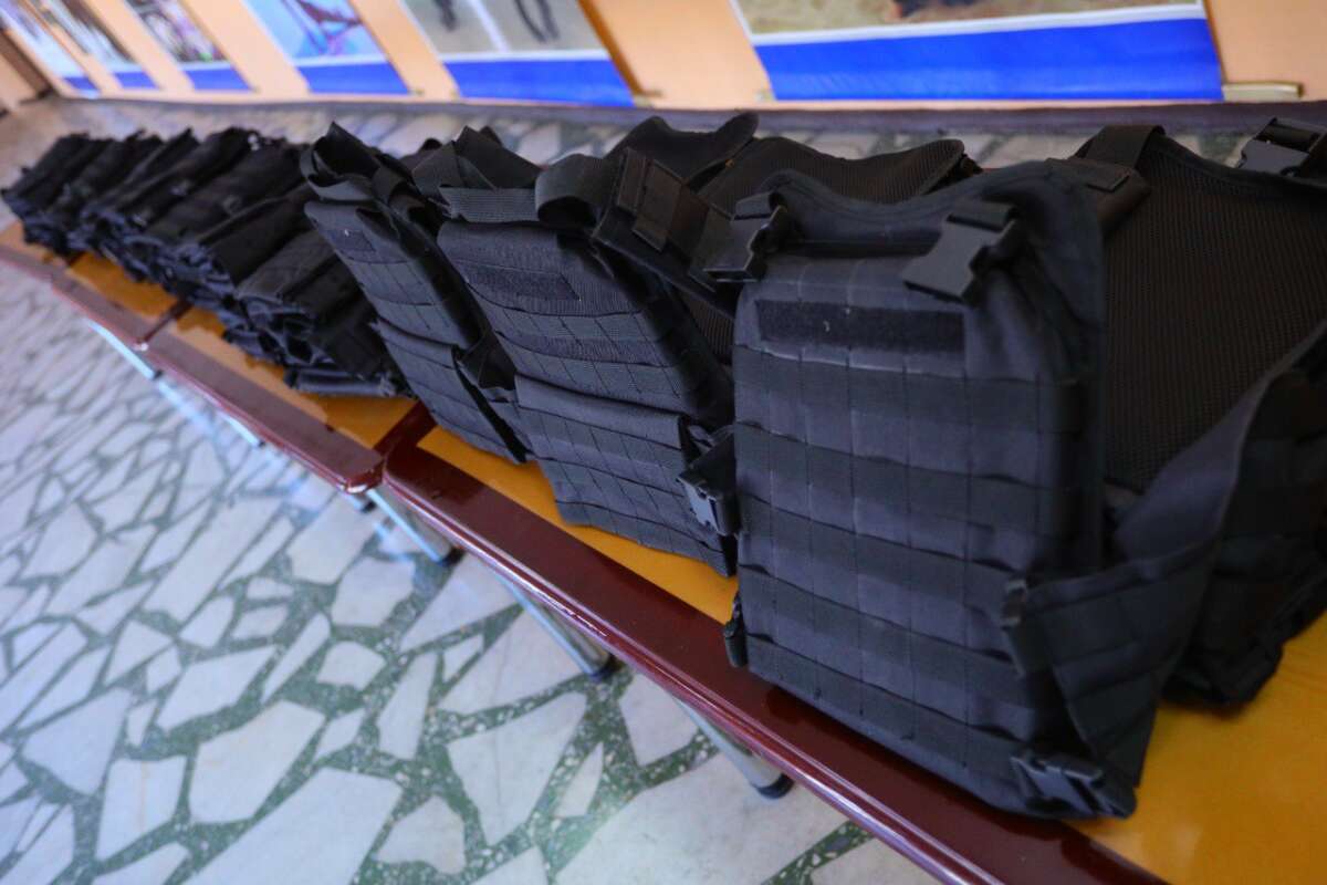 99 бронижелетів для комунальників Запорізької області від Метінвест