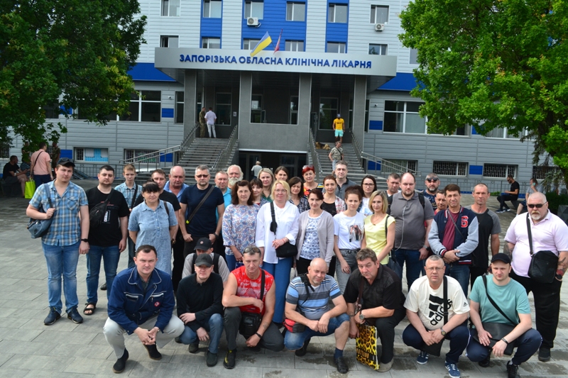 Близько 400 робітників здавали кров для поранених