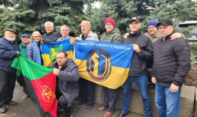 ДО УКРАЇНИ ПРИБУЛИ НОВІ АВТІВКИ ДЛЯ ЗАХИСНИКІВ 