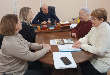 МИКОЛАЇВЩИНА. Профспілки разом із соціальними партнерами  обговорили ключові проблеми громади та шляхи їх вирішення