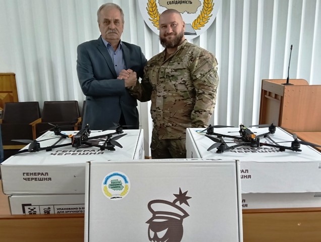 ВІННИЧЧИНА. Ще одна партія обладнання від вінницьких профспілок вирушила на передову